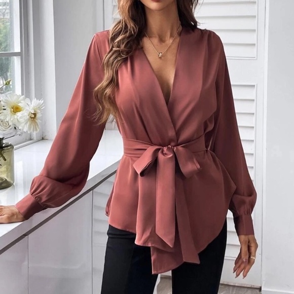 Luxe olive green sexy plunging V neckline belted blouse - Picture 7 of 16